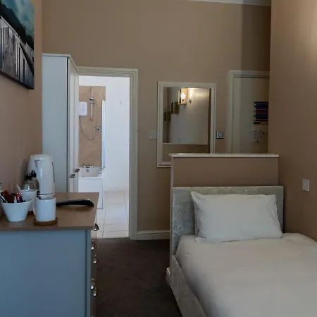 Heworth And Bed & Breakfast 3*